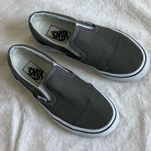Canvas shoes